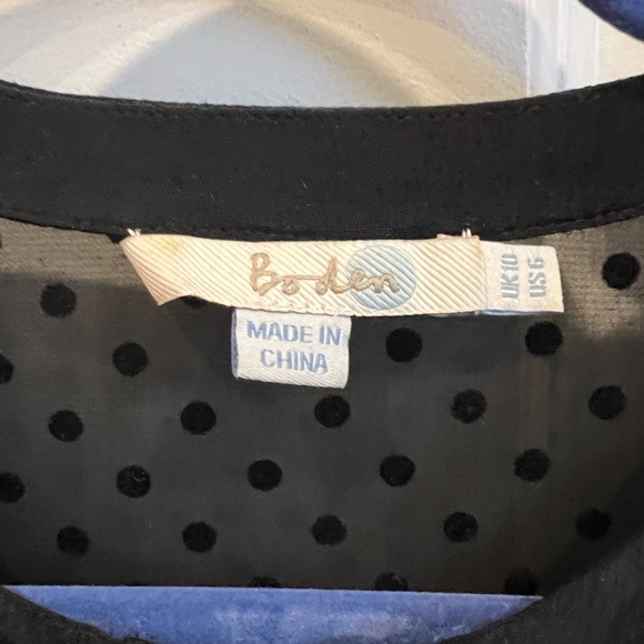 Boden black blouse - Picture 2 of 2